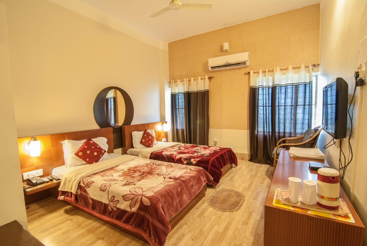 Hotel Jyoti Forbesganj ภายนอก รูปภาพ
